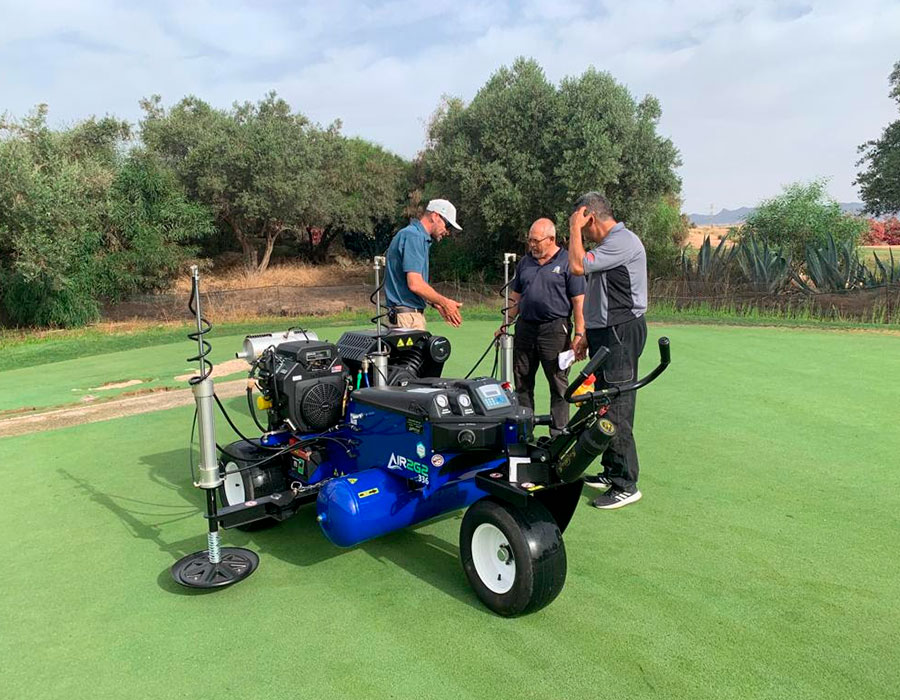 Riversa hace entrega de la primera Air 2G2 de Foley al club de golf Desert Spring